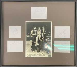 THE BEATLES INTEREST - WINGS / PAUL MCCARTNEY - FULL SET OF SIGNATURES.